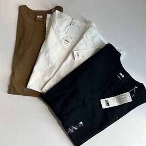 Uniqlo crewneck short sleeve T- shirt bundle